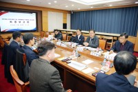 âƯʽ, Ư   뿪 ϷẸȸ