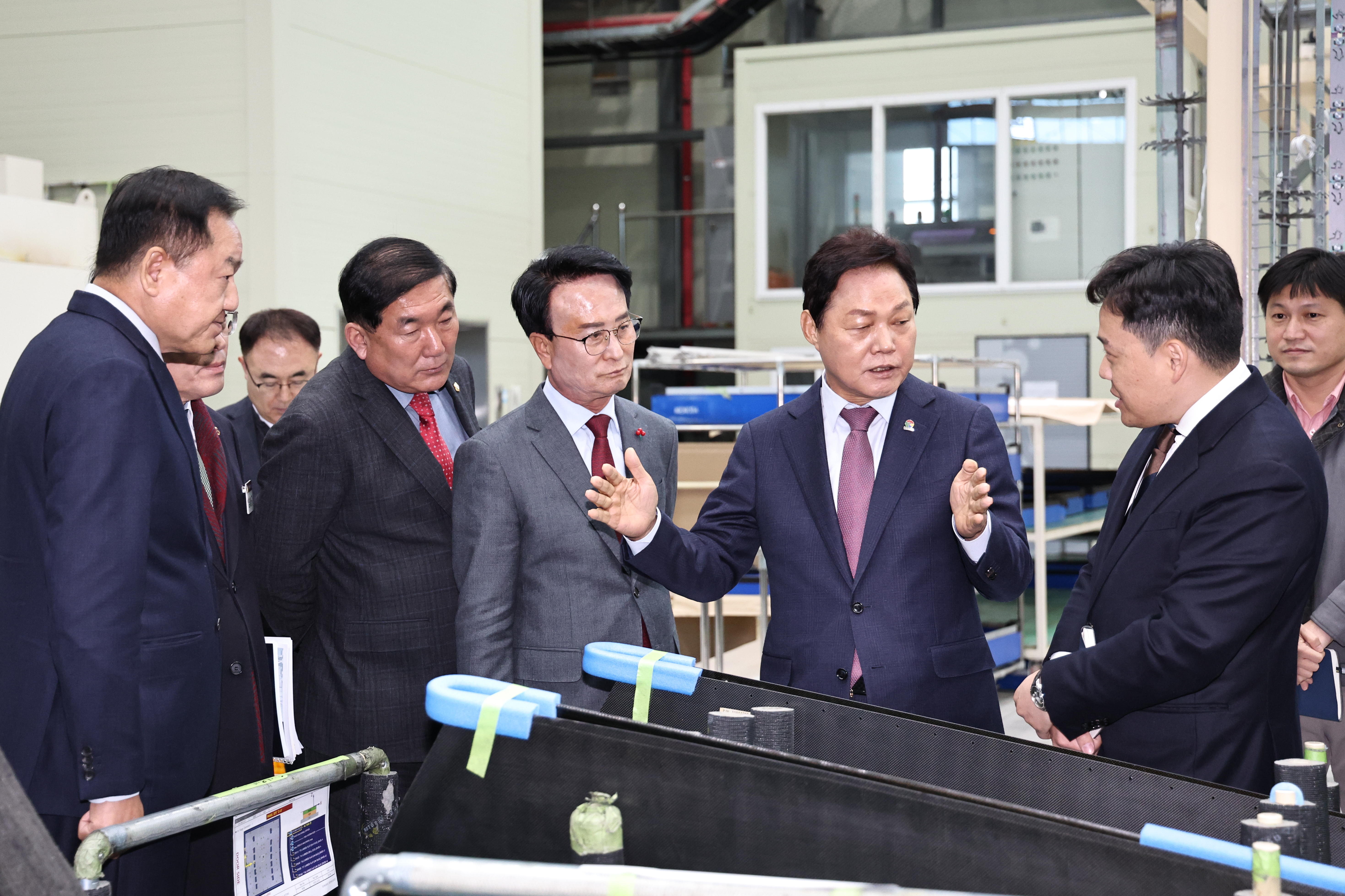 �ڿϼ� ���� "��õ�� ������ �泲�� ��󡦼����� �����װ� ���� Ű�� ��"