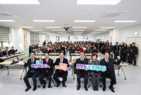 ȫ�¿� ���ؽ��� 19�� ���鵿 �ֹΰ��� ��ȭ ����