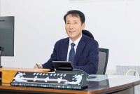 ��18�� ȫ���� â��Ư�ʽ� ���걸û��<BR>`�� ���� ����` ���� ���� �� 6������ ������