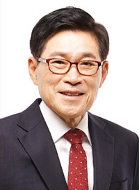 [�̱��� Į��]<BR>�ܱ�����<ӨѦ����> - û��� ������� ������ ����, â���� �����