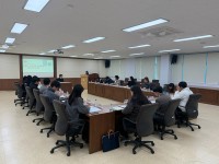 â��Ư�ʽ�, 16�� �������� �Բ� ����� ���յ��� ����ü�� ����