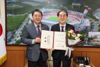 ��������缺��� �ʴ� ��ǥ�̻� ������ �Ӹ�, ��������� ����ü�� ���˵�